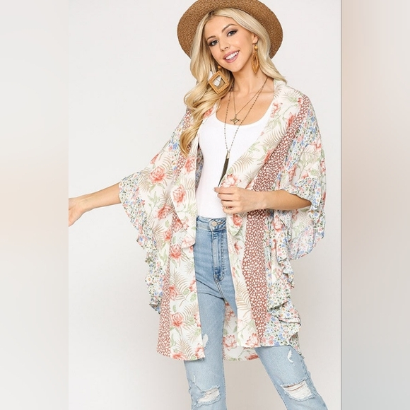 🆕GiGiO Boutique Floral and Animal Print Kimono Size Large - XL - Picture 1 of 10